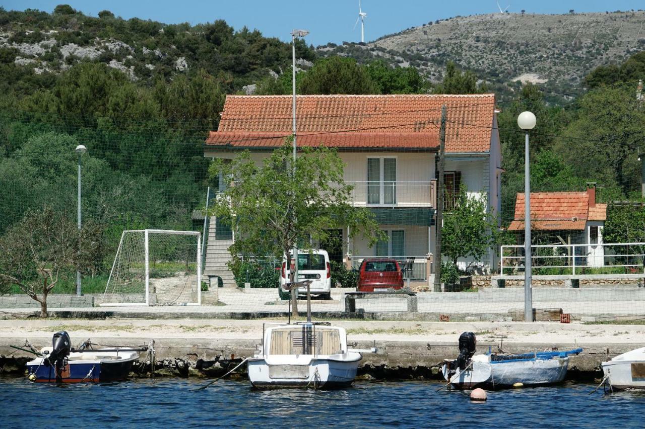 Apartmani Obala Poljica  外观 照片